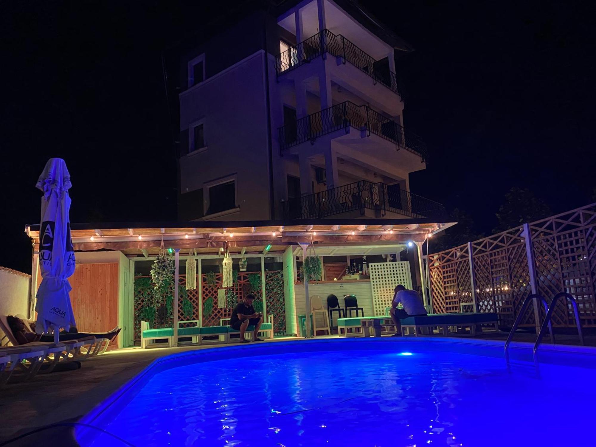 Breeze Villa Mamaia Nord Нэводари Экстерьер фото