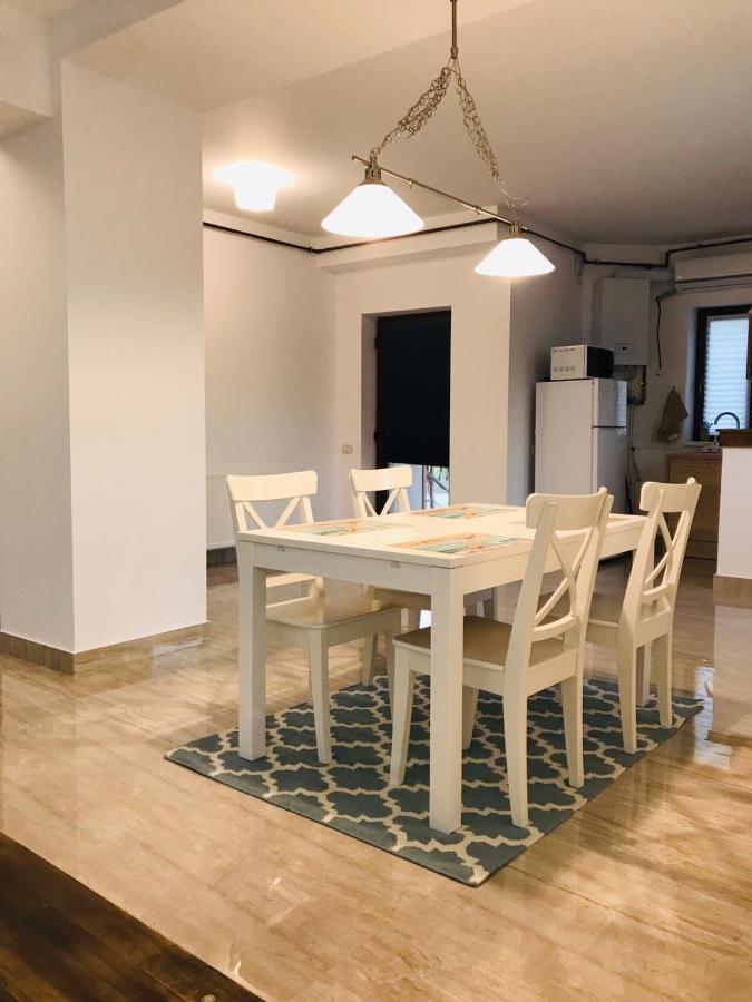 Breeze Villa Mamaia Nord Нэводари Экстерьер фото