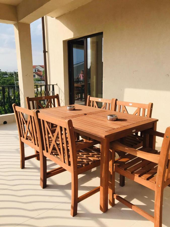 Breeze Villa Mamaia Nord Нэводари Экстерьер фото